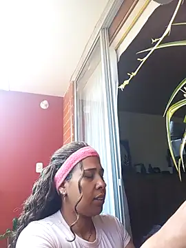 IVONNE COLLINS33 online show from December 5, 2:58 pm