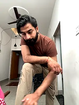 hottestboy03 online show from October 18, 5:43 am