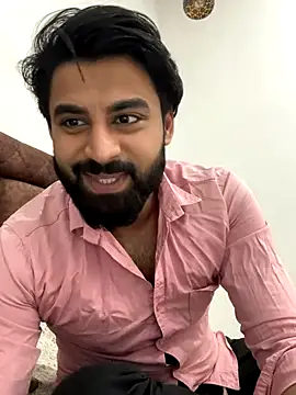 hottestboy03 online show from November 14, 5:06 am