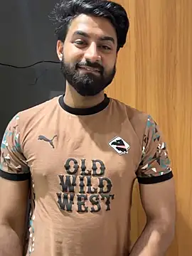 hottestboy03 online show from February 4, 5:46 am