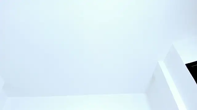 Snapshot of tyra_bankss_ chatting on September 15, 7:03 pm tyra bankss online show from September 15, 7:03 pm