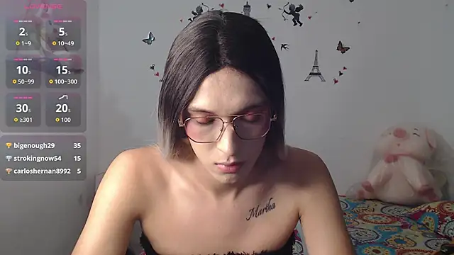 Snapshot of Macarena_05 chatting on September 15, 6:02 am Macarena 05 online show from September 15, 6:02 am