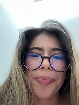 Caitlin Cat online show from October 23, 3:55 pm