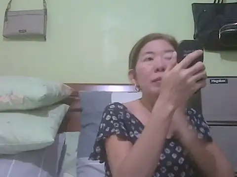 Sexyjenny4u online show from April 20, 7:55 am