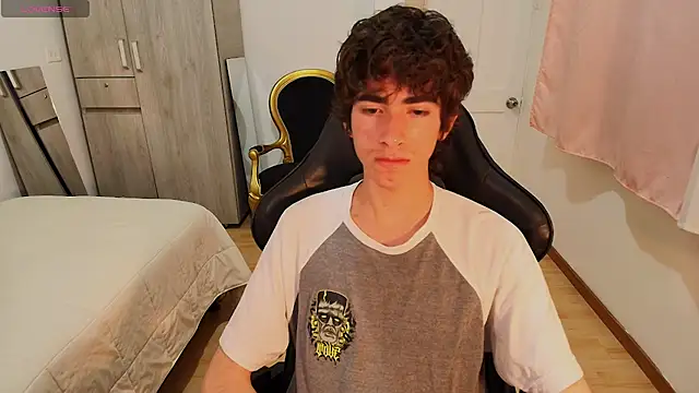 Snapshot of Nude_Boy18 chatting on September 15, 2:55 am Nude Boy18 online show from September 15, 2:55 am