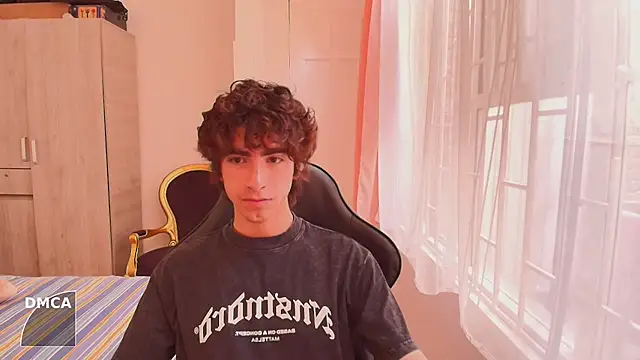 Snapshot of Nude_Boy18 chatting on October 1, 8:26 pm Nude Boy18 online show from October 1, 8:26 pm