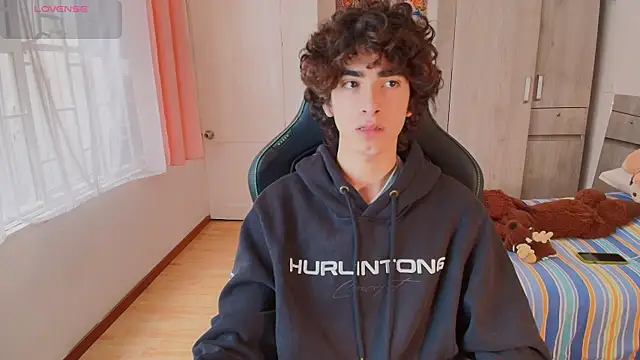 Snapshot of Nude_Boy18 chatting on November 28, 7:38 pm Nude Boy18 online show from November 28, 7:38 pm