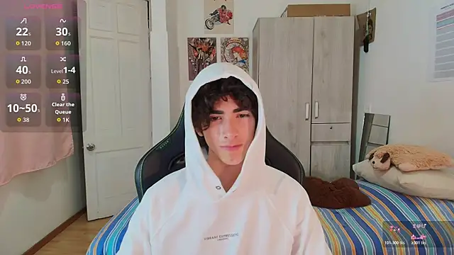 Nude Boy18 online show from April 6, 3:26 am