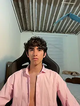Nude Boy18 online show from June 10, 5:28 am