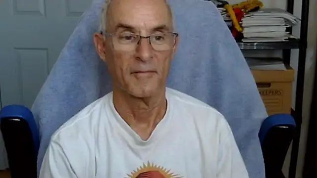 funone1999 online show from April 20, 10:00 pm