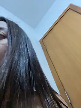 Snapshot of lucioliveira chatting on April 29, 7:20 pm lucioliveira online show from April 29, 7:20 pm