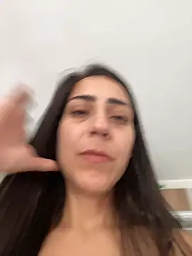 Snapshot of lucioliveira chatting on May 16, 1:10 pm lucioliveira online show from May 16, 1:10 pm