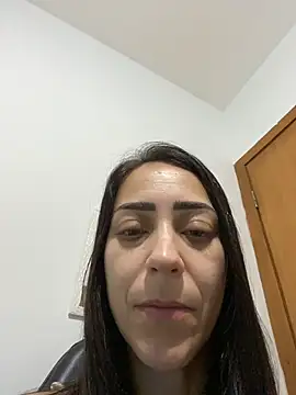 Snapshot of lucioliveira chatting on June 11, 1:31 pm lucioliveira online show from June 11, 1:31 pm