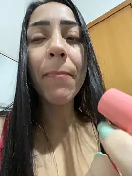 Snapshot of lucioliveira chatting on June 20, 2:20 pm lucioliveira online show from June 20, 2:20 pm