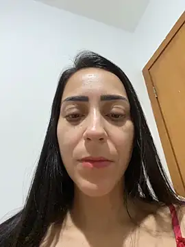 Snapshot of lucioliveira chatting on June 22, 1:30 pm lucioliveira online show from June 22, 1:30 pm