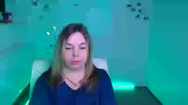 Snapshot of Jessica_Amore chatting on October 3, 5:37 am Jessica Amore online show from October 3, 5:37 am