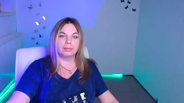 Snapshot of Jessica_Amore chatting on October 3, 5:43 pm Jessica Amore online show from October 3, 5:43 pm