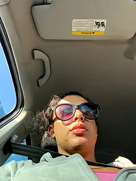 allybluee777 online show from December 5, 8:16 pm