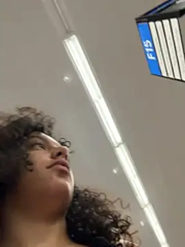 allybluee777 online show from February 18, 2:24 pm