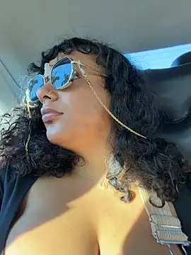 allybluee777 online show from February 23, 1:19 pm