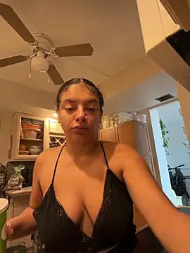 allybluee777 online show from May 6, 5:18 pm