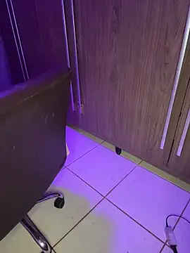 Snapshot of Malika_khalid chatting on September 18, 1:51 am Malika khalid online show from September 18, 1:51 am