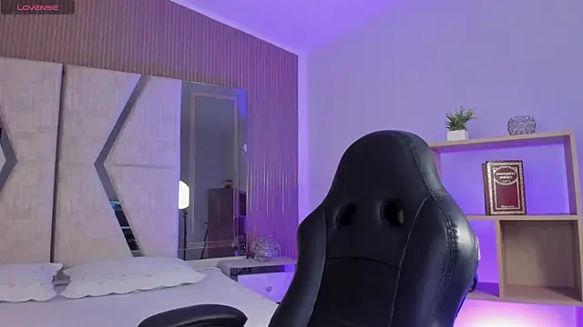 Axel grey  online show from April 22, 12:39 pm