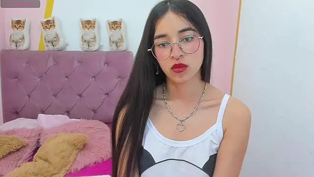 Snapshot of _Amatista_Fire chatting on September 18, 1:57 pm  Amatista Fire online show from September 18, 1:57 pm