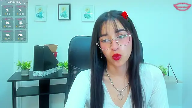 Snapshot of _Amatista_Fire chatting on October 1, 2:01 pm  Amatista Fire online show from October 1, 2:01 pm