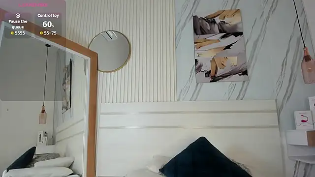 Snapshot of Kloeh_Star chatting on December 3, 7:34 pm Kloeh Star online show from December 3, 7:34 pm