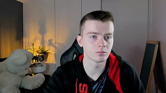 Snapshot of Happydeimos chatting on November 22, 9:36 pm Happydeimos online show from November 22, 9:36 pm