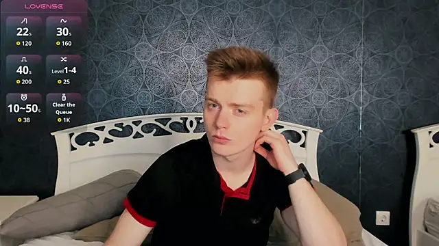 Snapshot of Happydeimos chatting on June 27, 8:36 pm Happydeimos online show from June 27, 8:36 pm