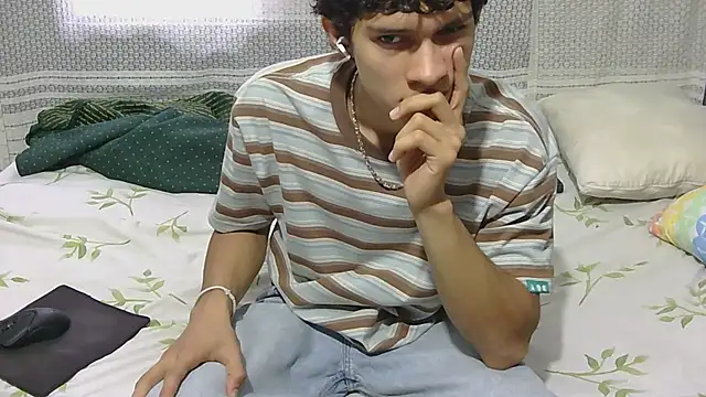 Samuel Hills II online show from March 1, 12:51 pm