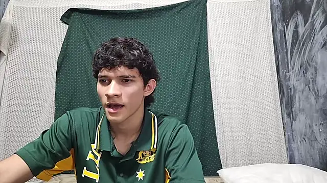 Samuel Hills II online show from April 21, 10:01 pm