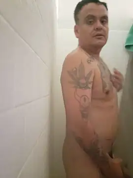 Snapshot of 825Danie chatting on May 30, 6:49 pm 825Danie online show from May 30, 6:49 pm