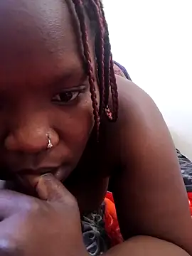 Snapshot of MsSexy_Melanie chatting on October 21, 12:39 pm MsSexy Melanie online show from October 21, 12:39 pm