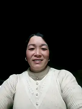 Snapshot of Bliss_rose chatting on December 19, 11:34 pm Bliss rose online show from December 19, 11:34 pm