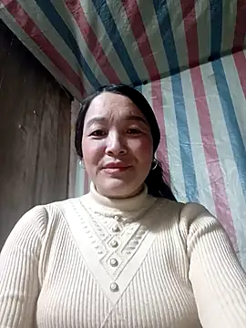 Snapshot of Bliss_rose chatting on January 8, 1:24 pm Bliss rose online show from January 8, 1:24 pm