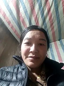 Snapshot of Bliss_rose chatting on February 3, 3:15 am Bliss rose online show from February 3, 3:15 am