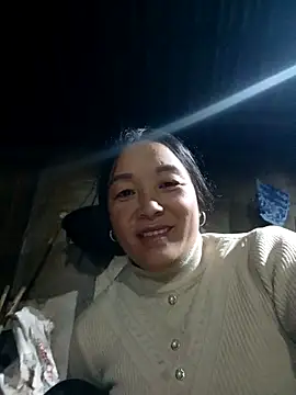 Snapshot of Bliss_rose chatting on February 8, 1:25 pm Bliss rose online show from February 8, 1:25 pm