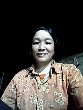 Snapshot of Bliss_rose chatting on February 18, 12:34 pm Bliss rose online show from February 18, 12:34 pm