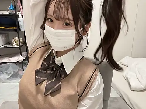 nano-da-u online show from October 26, 2:12 pm