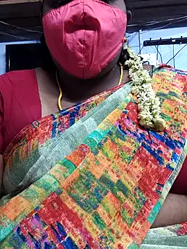 Snapshot of TAMIL_ELAKKIYA chatting on September 8, 6:29 pm TAMIL ELAKKIYA online show from September 8, 6:29 pm