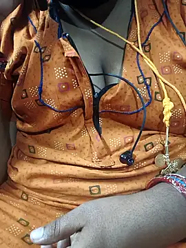 Snapshot of TAMIL_ELAKKIYA chatting on September 17, 4:52 pm TAMIL ELAKKIYA online show from September 17, 4:52 pm