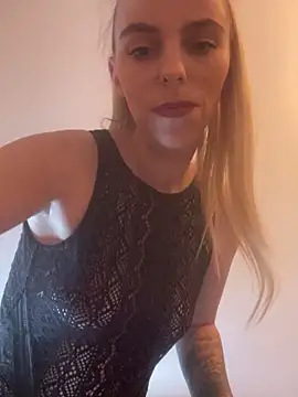 BrumeLove online show from April 8, 9:31 am