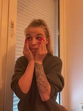 BrumeLove online show from April 16, 8:37 am