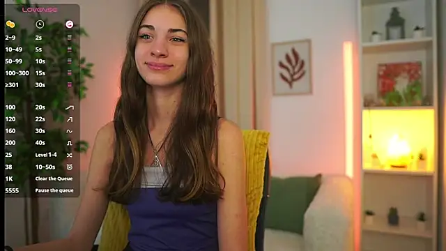 Sophie  Nice online show from October 15, 5:57 pm