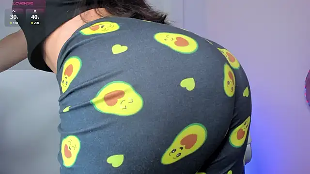 Ariah Walker  online show from November 15, 5:27 am