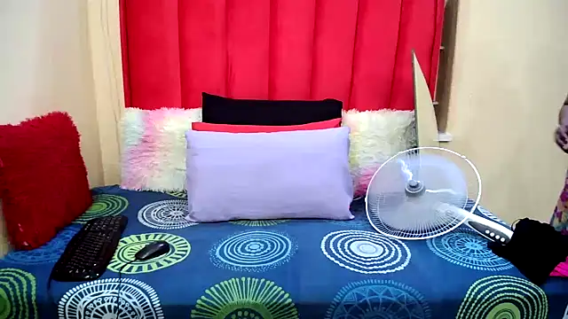 BigAssjuicy26 online show from February 5, 6:12 pm