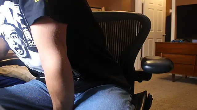 jjjjjfive online show from October 19, 6:36 am